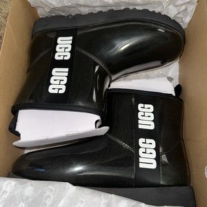 UGG Classic Clear Mini Black Boots